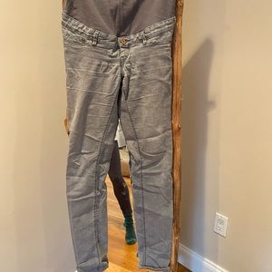 H&M gray skinny jeans (maternity)